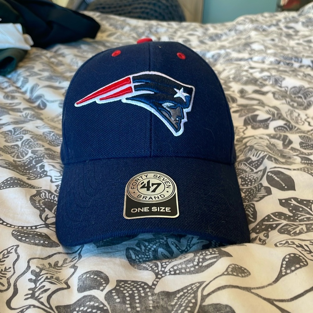 Brand new never worn with stickers, New England Patriots hat